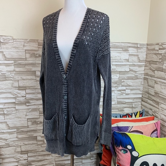 American Eagle Outfitters Sweaters - American Eagle 🦅 Size M Cardigan